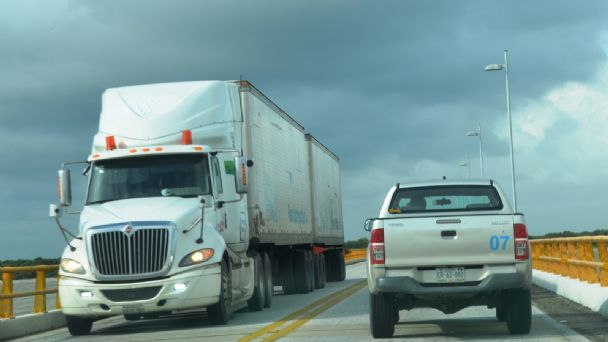  Transportistas de SLP se unirán a paro nacional el 15 de febrero