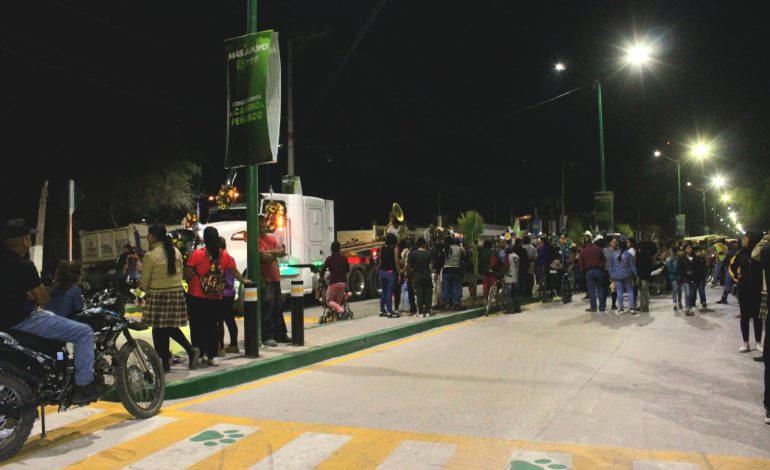  Tras 40 años, ciudadanos logran la pavimentación de la carretera a Peñasco