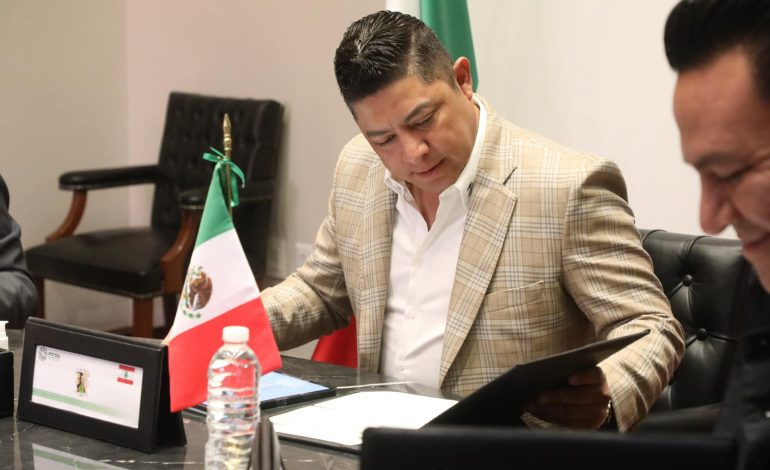  Plantea Gallardo replicar reformas de AMLO en SLP