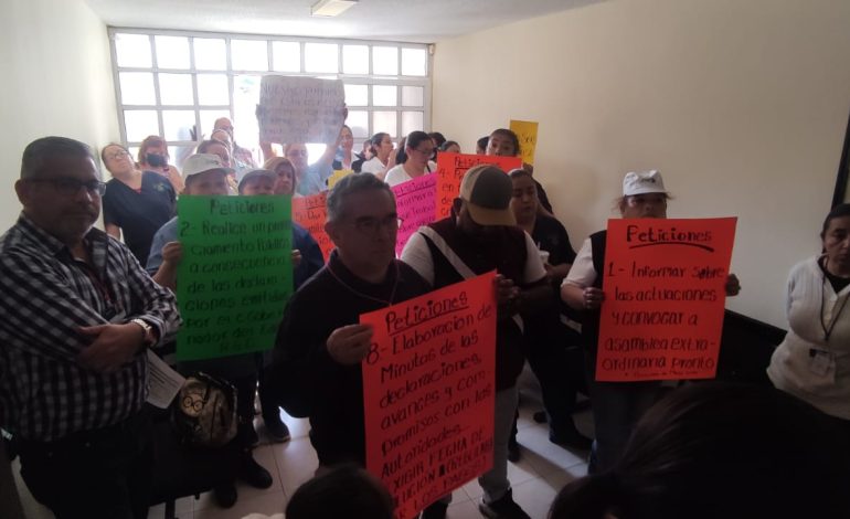  (VIDEO) Piden a sindicato transparencia sobre adeudos a trabajadores de Salud en SLP