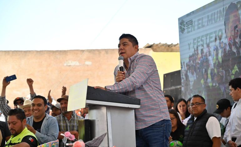  “Con todo gusto le borro las bardas, pero primero que las ponga”: Gallardo