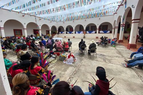  Ante el abandono del Estado, la comunidad Xi’iuy crea Guardia Comunitaria