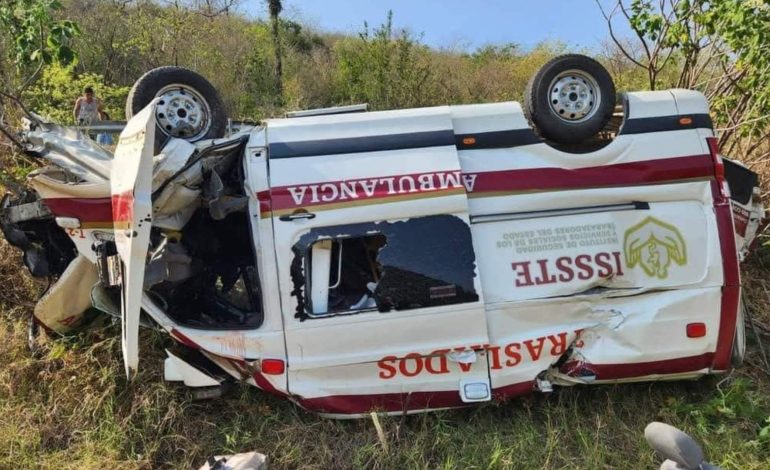  ISSSTE se compromete a apoyar a enfermera afectada en accidente