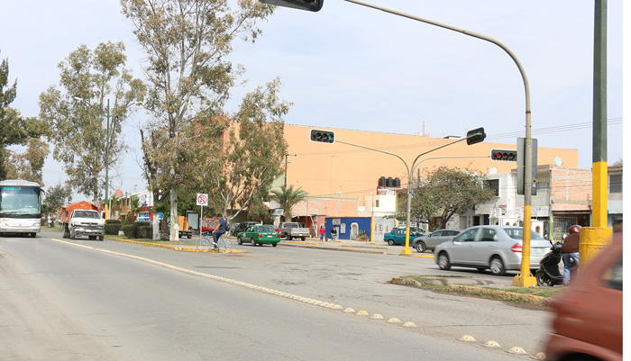  Vecinos coinciden en que Ayuntamiento ya puede solucionar problema de tráfico en El Saucito
