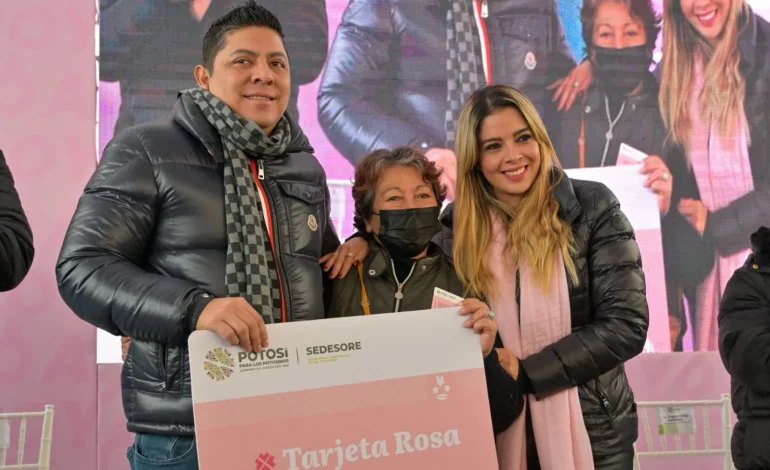  Confirma Gallardo uso del programa Clínica Rosa en la campaña de Ruth González