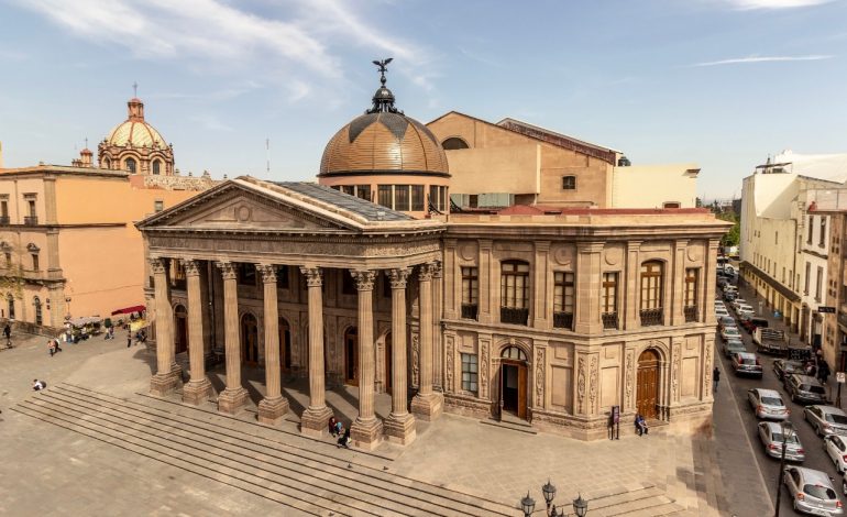  Diputados planean celebrar Bicentenario del Congreso en el Teatro de la Paz