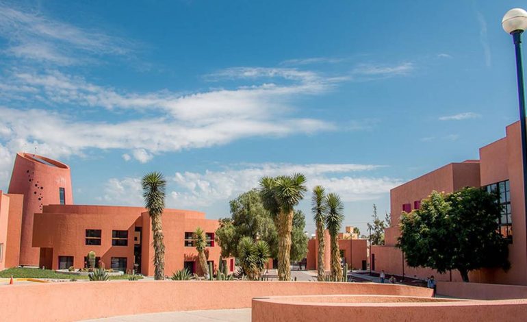  Profesores del Colsan se deslindan de proyecto por omitir de la crisis hídrica a las empresas