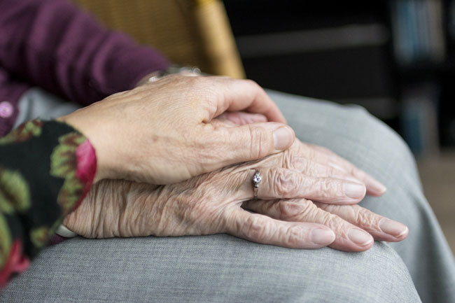  Aumenta el maltrato a mujeres adultas mayores en Soledad