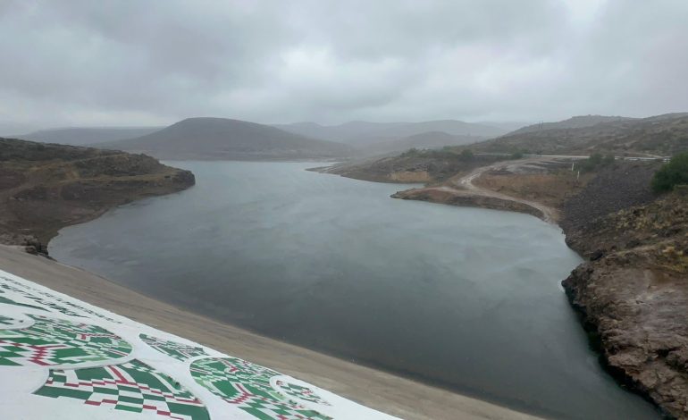  Lluvias benefician a presas que abastecen la capital y a la Huasteca