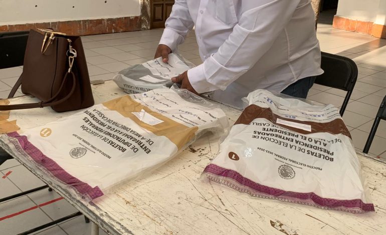  Carrera contra el tiempo en las casillas electorales