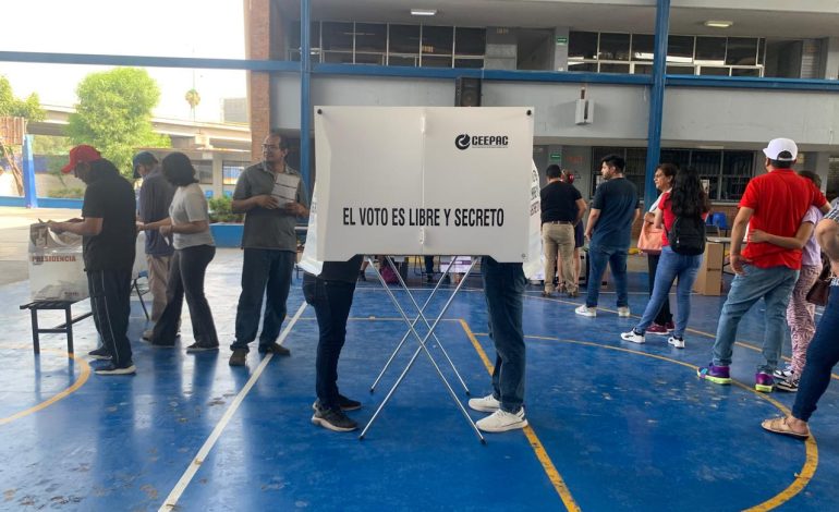  Entre desafíos abren las casillas en la capital de SLP