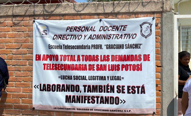  Exigen cumplimiento a pago de Telesecundarias afuera de casilla de votación de Gallardo y González Silva
