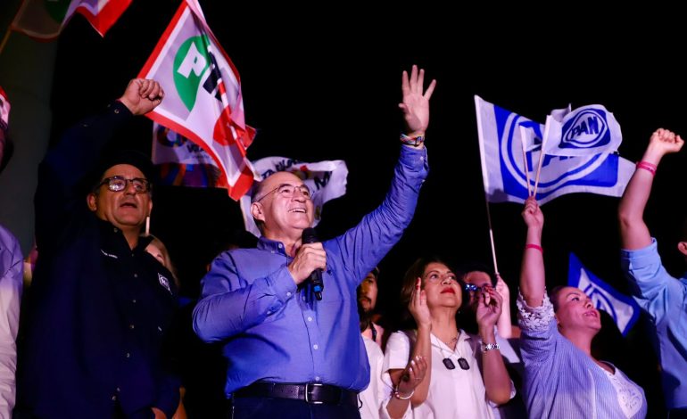  Tras 4 horas del PREP, Galindo aventaja en la capital; el PVEM en Soledad, Valles y Rioverde