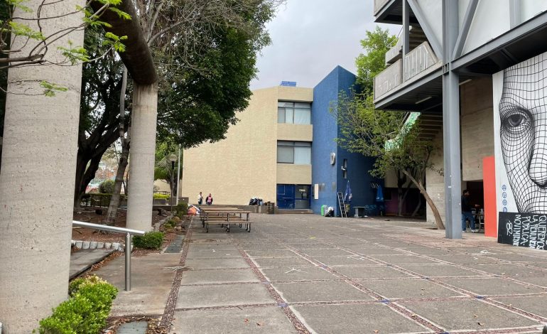  Equipo directivo del Hábitat cambiará para mejorar el entorno universitario: rector
