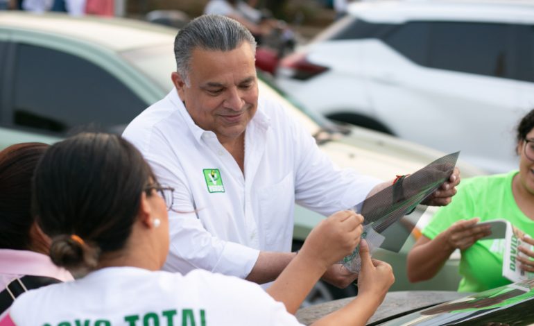  En Valles, Medina Salazar se reelige y termina con las aspiraciones del Tecmol