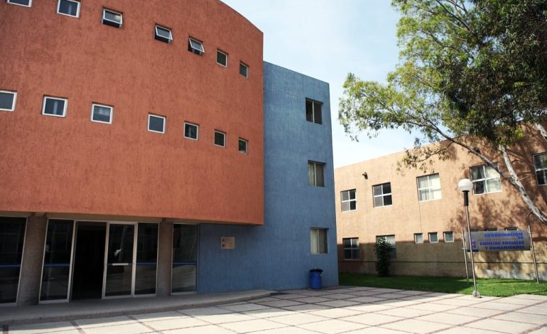  Ofertan ingreso a la UASLP en el Altiplano y la Facultad de Ciencias Sociales y Humanidades