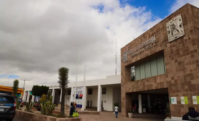  Ayuntamiento de SLP no ha sido notificado de amparos por suspensión de servicios en Pozos