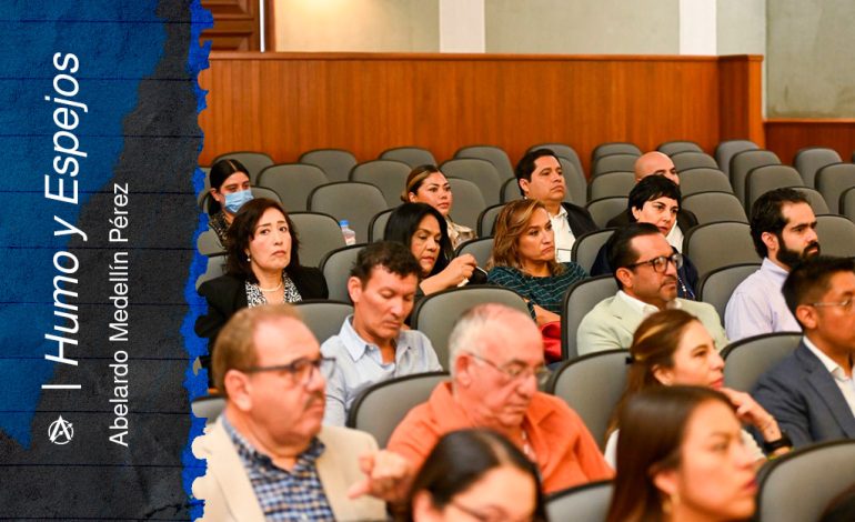  Gabinete potosino: el refugio de los perdedores