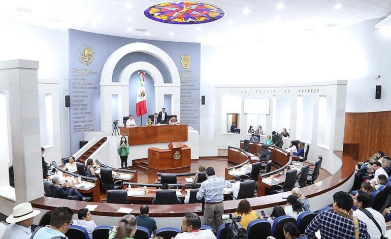  Congreso de SLP paga incremento salarial a sindicalizados