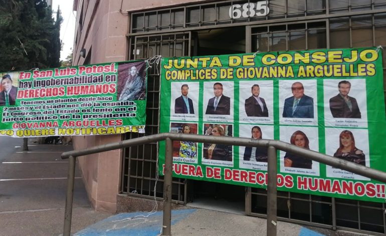  (VIDEO) Víctimas retoman plantón en la CEDH ante negativa de imponer funcionarios