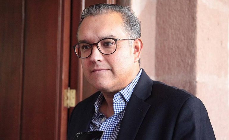  Ramírez Konishi pide “madurez política” a Sara Rocha