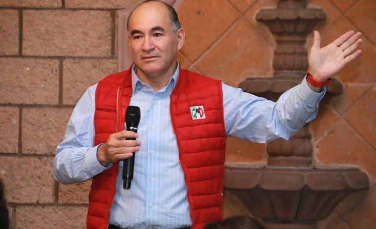  Galindo critica la reelección de dirigentes en el PRI