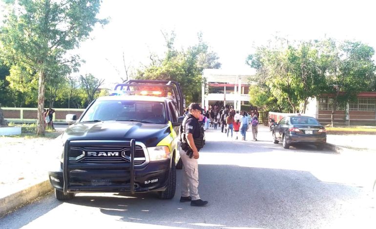  Realizan operativos de seguridad en escuelas capitalinas y soledenses
