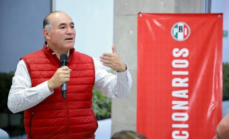  “Que se ocupen de los 100 mil priistas que todavía hay en SLP”: Galindo