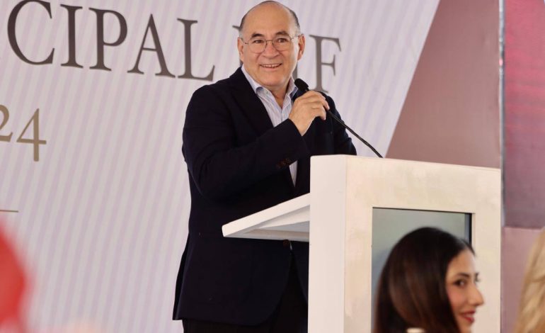  Galindo respalda a militantes que abandonan el PRI