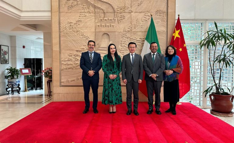  Gobierno de SLP presenta incentivos para nuevas inversiones a embajador de China