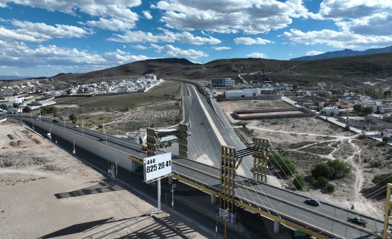  Puente de la Vía Alterna tiene 55% de avance: Seduvop