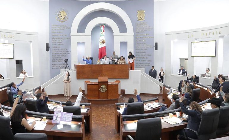  SLP aprueba minutas federales en materia de género
