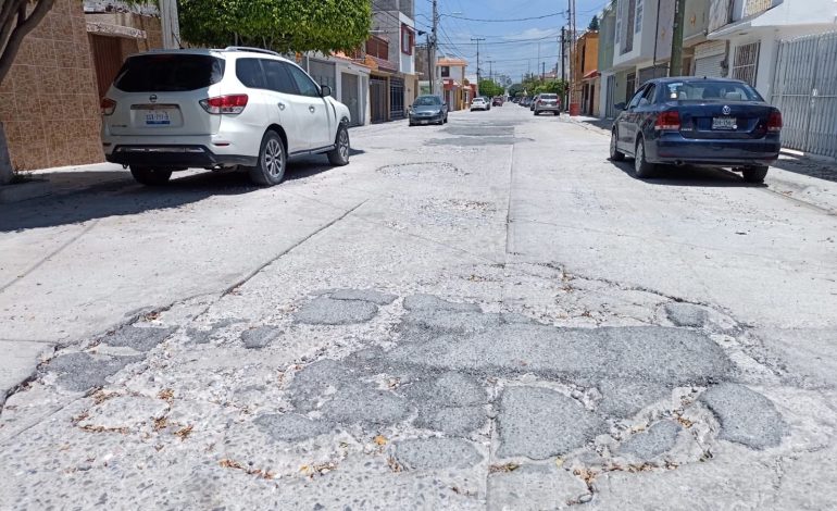 Anuncian inversión de 10 mdp para atender baches de la capital de SLP