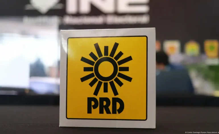  TEE retira registro local al PRD en SLP