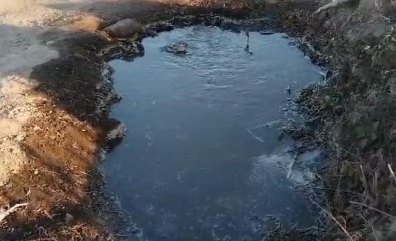  Fuga de agua en Zona Industrial no ha sido reparada, denuncian trabajadores