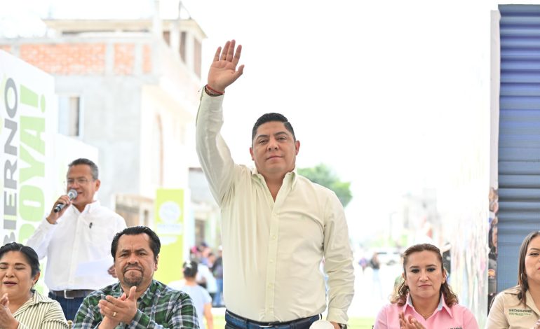  Diputados cuestionan el gasto excesivo en redes sociales de Gallardo