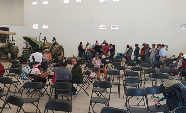  Video | Someterán a votación denuncia por irrupción en salón ejidal de La Pila