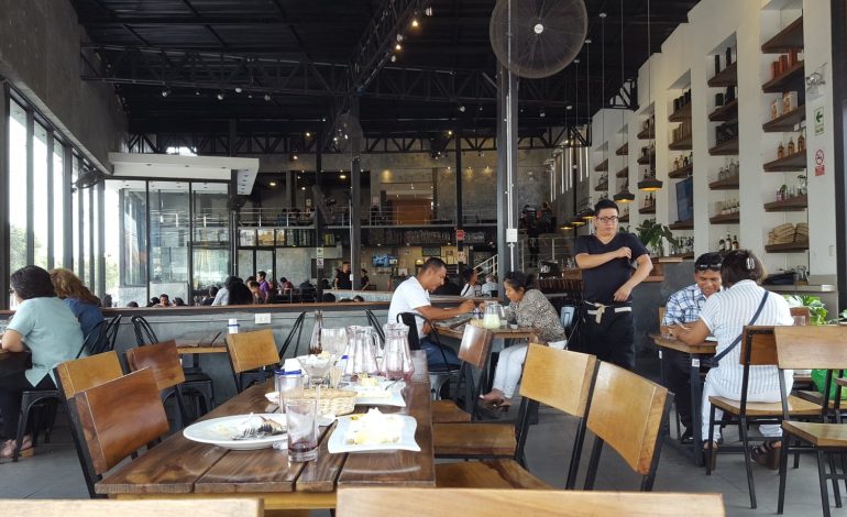  Restauranteros potosinos enfrentan cierre de negocios y alza de costos