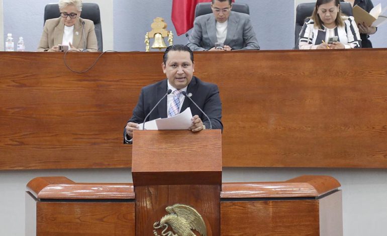  Niega diputado que extinción de Interapas esté en el olvido