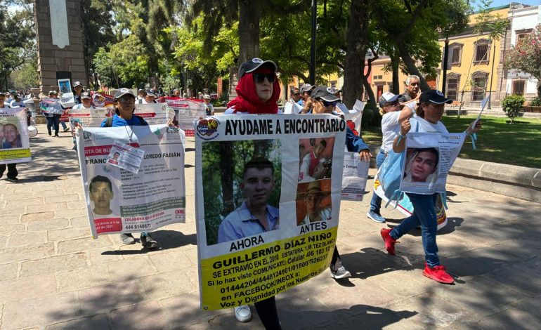  Sin sus hijos y hambrientas de justicia: así marchan las madres buscadoras