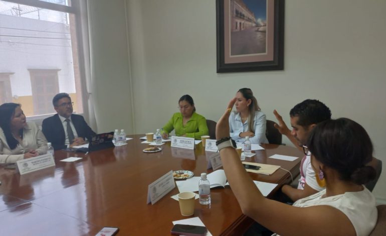  Aprueban en comisión iniciativa que tipifica el halconeo como delito