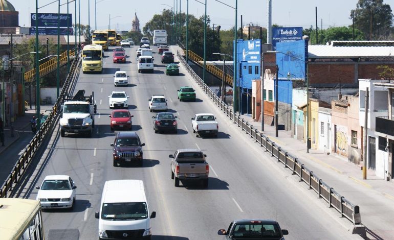  Puente Universidad: venció su vida útil y sigue en uso