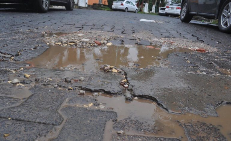  Interapas admite retraso en atención a colapsos de drenaje y fugas