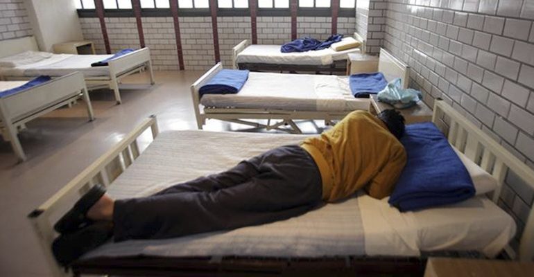  Buscan tipificar como delito el internamiento involuntario en centros de salud mental y rehabilitación