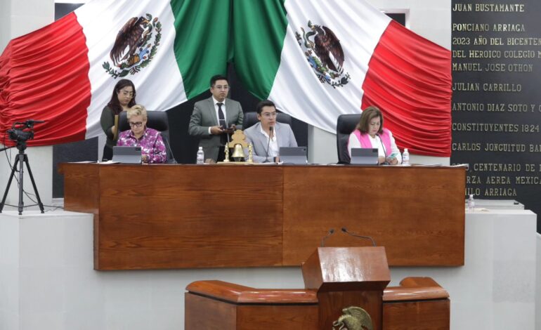  Congreso exhorta a municipios a prohibir el uso de animales de tiro para recolección de basura