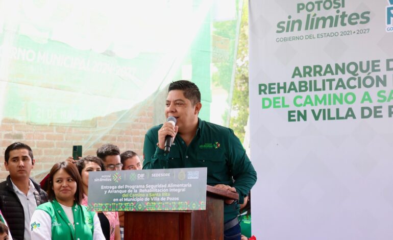  Gallardo se deslinda de problematica de baches y critica gobierno capitalino
