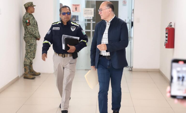  Propuesta de pensión a policías no es novedosa: Galindo