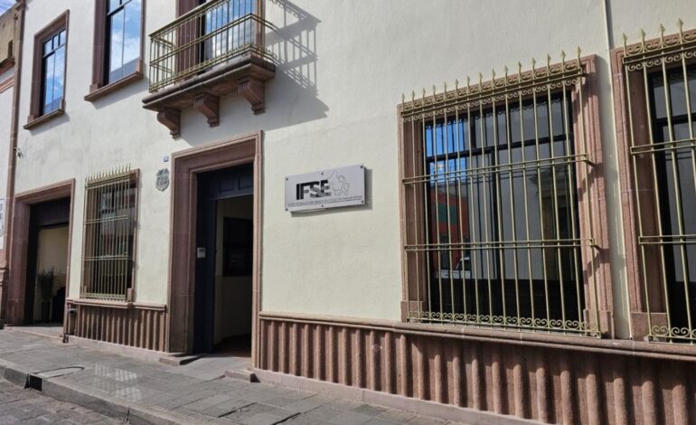  IFSE advierte sanciones personales contra funcionarios de la UASLP por negarse a la fiscalización