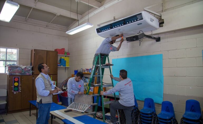  Por falta de condiciones, se retrasa la instalación de aires acondicionados en escuelas de la Huasteca