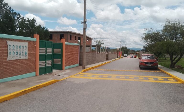  Escuelas municipales de La Pila padecen rezago e insuficiencia de espacios: Galindo